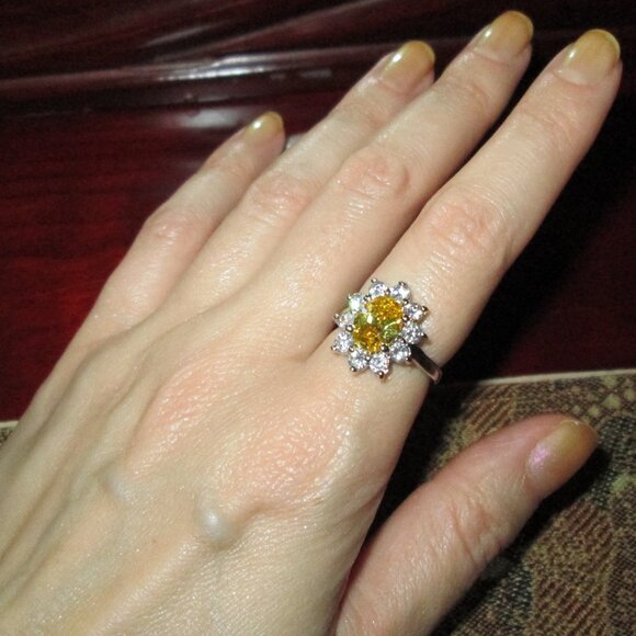 Yellow and Clear CZ Fashion ring - Picture 6 of 7